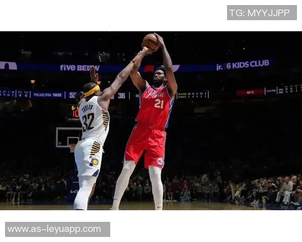 恩比德首秀表现抢眼半场无罚球依然贡献全面数据