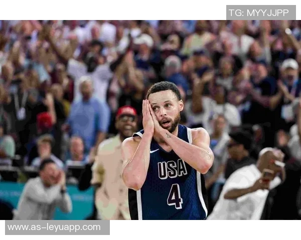 库里半场状态低迷投篮命中率不足三成三分球表现不佳