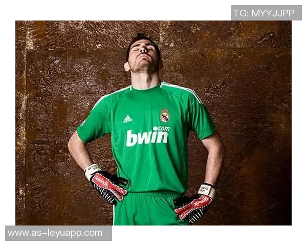 皇马26-27赛季客场球衣曝光主色罕见采用绿色设计引发球迷热议